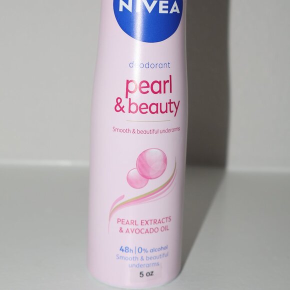 Nivea Pearl & Beauty Deodorant 5 oz Pearl Extracts & Avocado Oil - Picture 2 of 3
